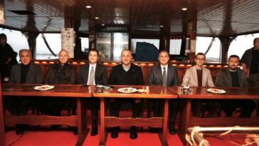 ALANYA’NIN VİTRİNİ MASAYA YATIRILDI: İSKELE İÇİN TARİHİ BULUŞMA!