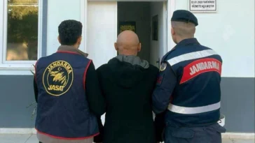 Jandarma dedektifleri 72 saatte aranan 189 kişiyi yakaladı