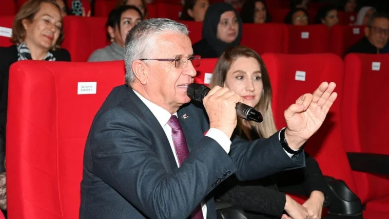 Kemer’de koruyucu aile farkındalık toplantısı