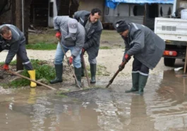 Kepez Belediyesi sağanak yağışlara karşı seferber oldu