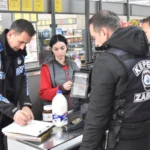 Kepez'de marketlere zabıta denetimi
