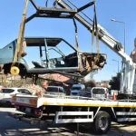 Kepez'de terk edilmiş hurda araçlar kaldırıldı