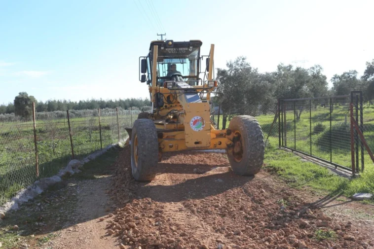 Kepez'de ulaşım altyapısını güçlendiriyor