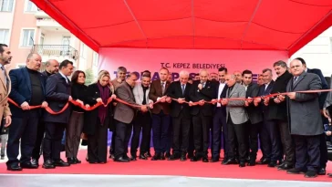 Kepez’in Teomanpaşa Semt Evi hizmete açıldı