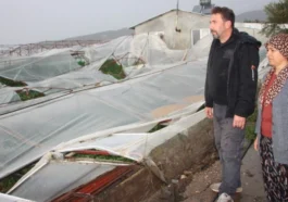 Kumluca'da hortumun verdiği hasar gündüz ortaya çıktı