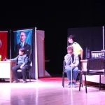 Kumlucalı öğrencilere tiyatroda trafik kurallarını öğrendi