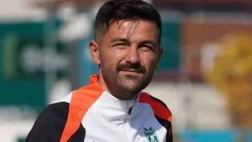 Manavgat Belediyespor, Mustafa Yüksel ile yollarını ayırdı