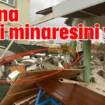 Manavgat'ta fırtına cami minaresini yıktı