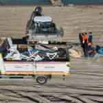 Manavgat’ta gönüllülerden sahil temizliği