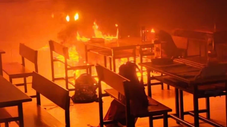 Okulda yangın paniği