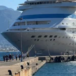 Rus turistler kruvaziyerle Alanya'da