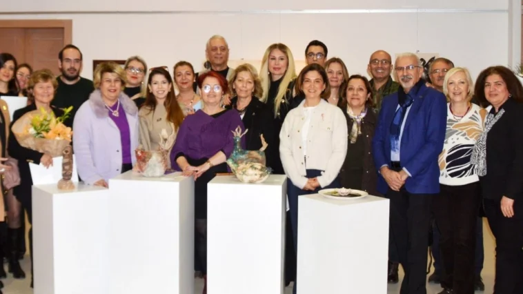 Seramik eserler sanatseverle buluştu
