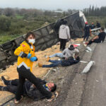 Antalyada yolcu otobüsü devrildi; 8 ölü, 26 yaralı