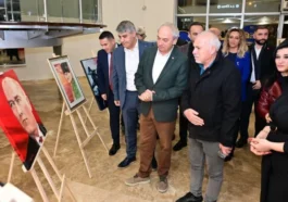 Atatürk Resim Sergisi'ne yoğun ilgi