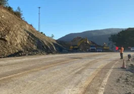 Elmalı- Finike Yolu tam gaz