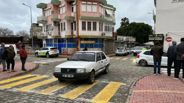 Gazipaşa‘da otomobille motosiklet çarpıştı: 2 yaralı