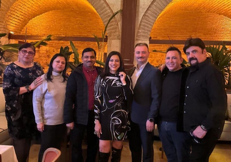 TOKAT’TA DEV DİPLOMASİ TRAFİĞİ: HİNDİSTAN BÜYÜKELÇİSİ DEVECİLER HANI’NDA AĞIRLANDI!