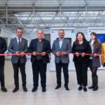 ANTALYA HAVALİMANI’NDA MAVİ BÜYÜ: 'KAPTAN’IN SEYİR DEFTERİ' YOLCULARLA BULUŞTU