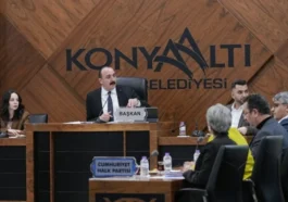 Konyaaltı Belediye Meclisi'nde 6 Şubat unutulmadı