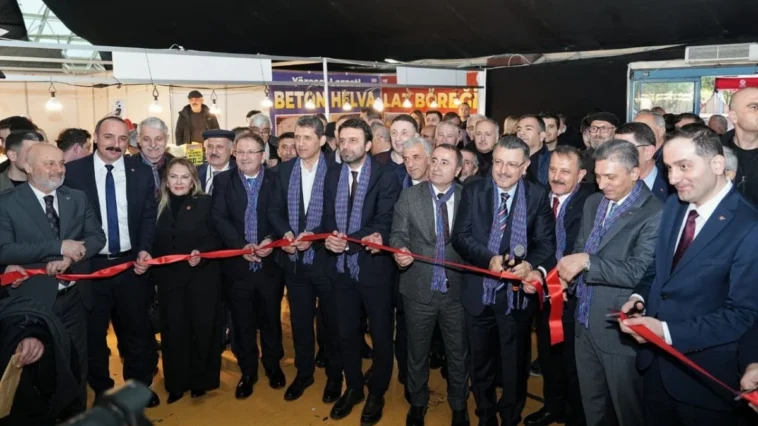 Kotan 'Trabzon Tanıtım Günleri'nin açılışına katıldı