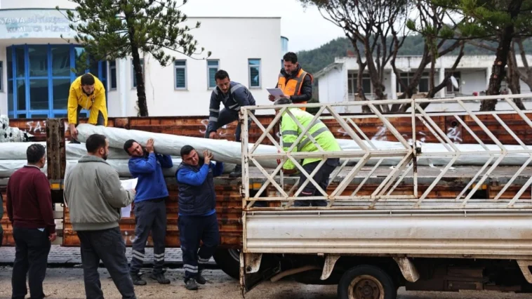 Kumluca ve Finike'de hasar tespiti yapıldı