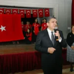 Vali Şahin’den öğrencilere 'Bayrak Sevgisi' dersi