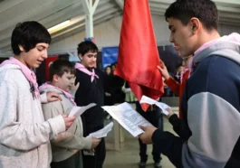 Yemin ederek izciliğe ilk adımı attılar