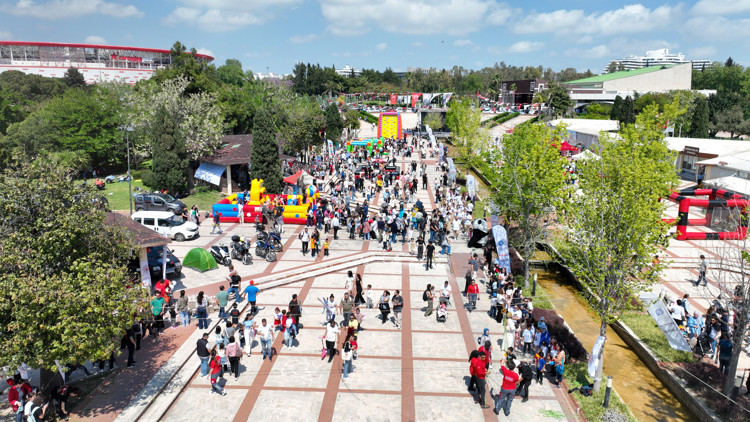 Büyükşehirden 23 Nisana özel coşku dolu festival
