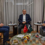 Dışişleri Bakanı Hakan Fidan, Pakistan Başbakanı Şerif ile görüştü