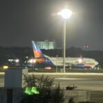 Uçakta rahatsızlanan pilot nedeniyle acil iniş