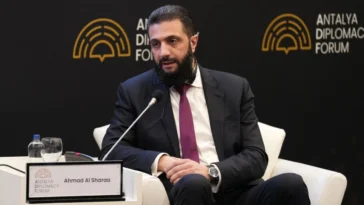 Ahmed Şara: Suriye'nin kuzeyi yabancı askerlerden boşalmış durumda