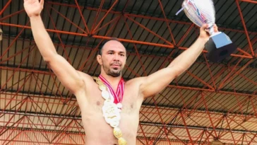 Ali Gürbüz, Kepez Belediyesi güreş kadrosunda