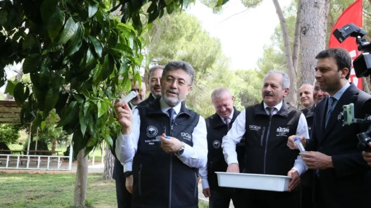 Bakan Yumaklı’dan Antalya’da biyolojik mücadele vurgusu