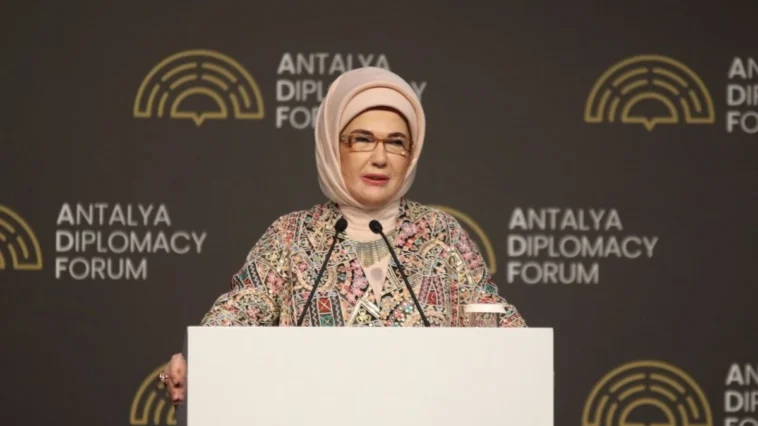 Emine Erdoğan, "Filistin İçin Tek Yürek" temalı programa katıldı