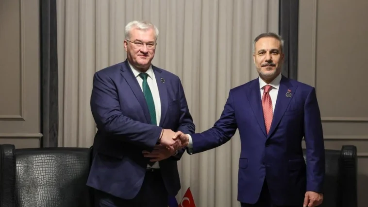 Fidan, Ukraynalı mevkidaşıyla görüştü