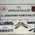 Gazipaşa'da okul çevrelerinde kesici alet satışına darbe