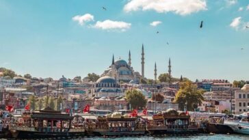 TÜRKİYE’NİN KONAKLAMA RÖNTGENİ: ANTALYA YATAK KAPASİTESİNDE, İSTANBUL TESİS SAYISINDA LİDER