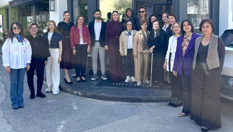 TURİZMCİLER İÇİN SAĞLIK SÖYLEŞİLERİ'NDE BULUŞTULAR