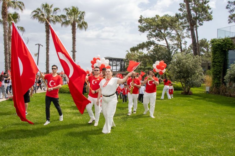 NG PHASELIS BAY’DE 23 NİSAN KARNAVALI: MİNİK MİSAFİRLER BAYRAMI DOYASIYA YAŞADI!