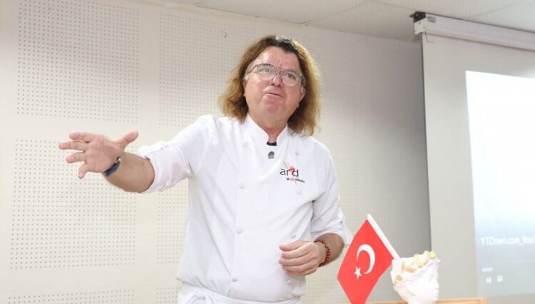 'GASTRONOMİ VE KÜLTÜREL MİRAS' DERSİ GERÇEKLEŞTİRİLDİ
