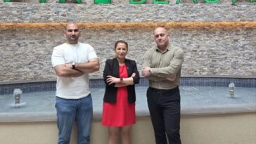 PİNE BEACH BELEK’TEN TURİZMDE YAPAY ZEKA DEVRİMİ: ASİSTOMNİ İLE KESİNTİSİZ MİSAFİR DENEYİMİ