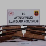 Kaş'ta jandarma 7 ruhsatsız av tüfeği ele geçirdi