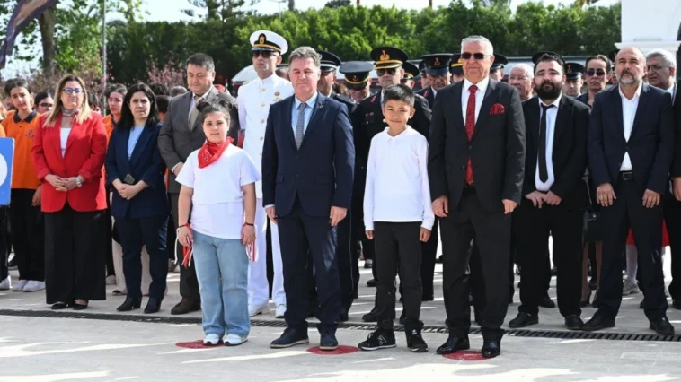 Kemer’de 23 Nisan coşkusu