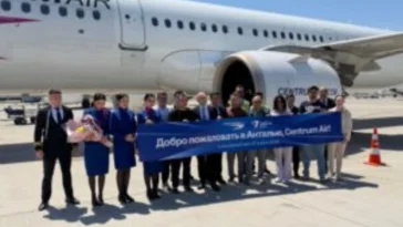 Özbekistan'ın havayolları Antalya'ya uçuşlarını başlattı