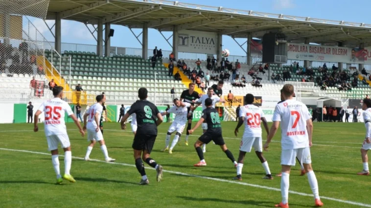 Serik Spor sahasında Van Spor’a 6-1 yenildi