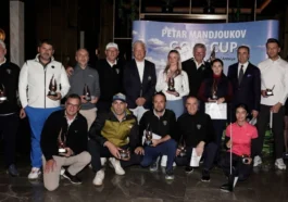 Ünlü isimler Petar Mandjoukov'da sahaya çıktı