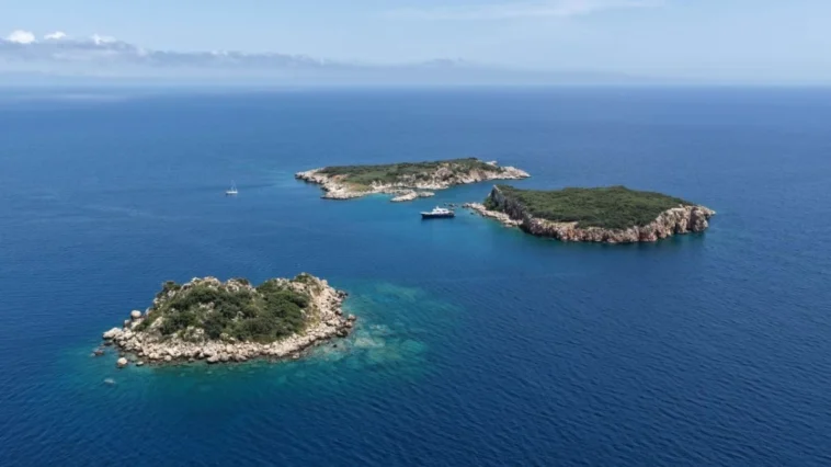 25'inci Kemer Sualtı Günleri'nde Üç Adalar'a ilk dalış yapıldı
