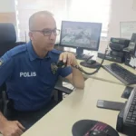 30 yıllık polis memurundan telsizle duygusal veda