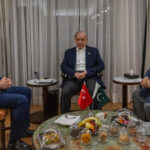 Dışişleri Bakanı Hakan Fidan, Pakistan Başbakanı Şerif ile görüştü
