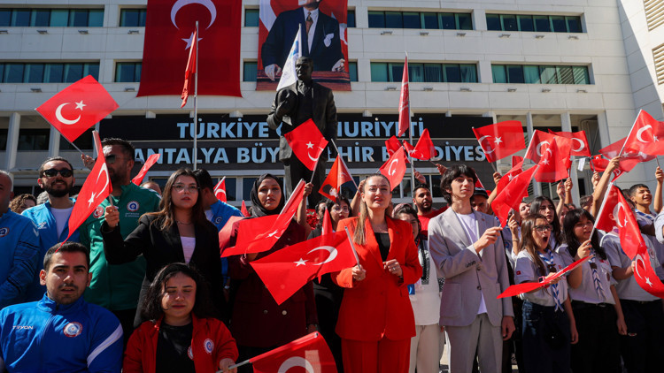 Büyükşehir Belediyesi’nde 19 Mayıs töreni